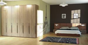 дизайн современной спальни с распашным шкафом